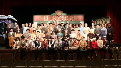 The Christmas Post (2016), Union Street Players