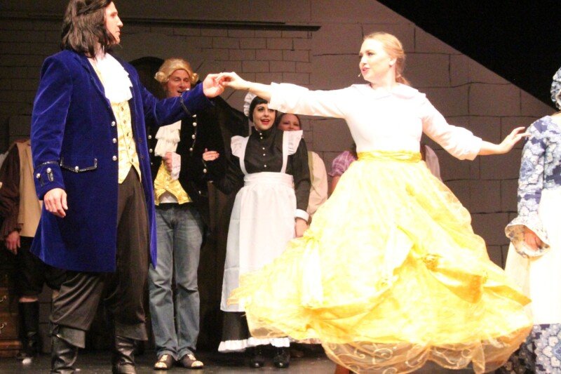 Beauty and the Beast (2019), Union Street Players
