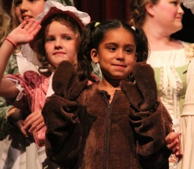 Beauty and the Beast (2019), Union Street Players